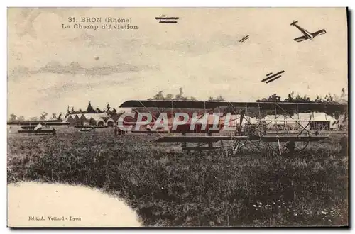 Cartes postales Avion Aviation Bron Le champ d&#39aviation