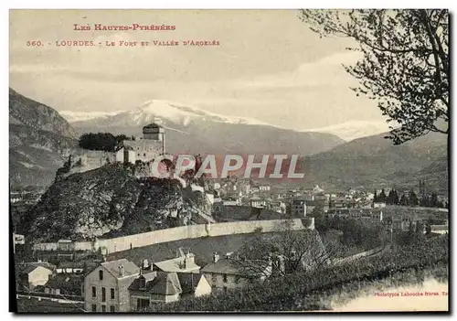 Cartes postales Les Hautes Pyrenees Lourdes Le Fort Et Vallee D&#39Argeles