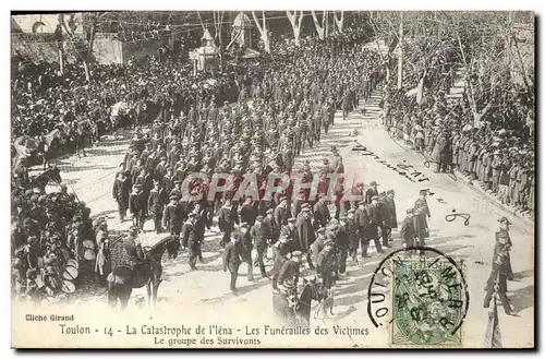 Cartes postales Bateau de guerre Catastrophe du cuirasse Iena Les funerailles des victimes Le groupe des surviva