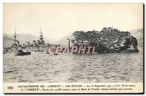 Cartes postales Bateau de guerre Catastrophe du cuirasse Liberte Les epaves