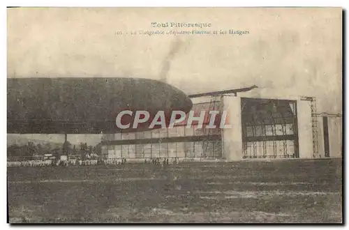 Ansichtskarte AK Avion Aviation Zeppelin Dirigeable Toul Le dirigeable Adjudant Vincenot et les hangars