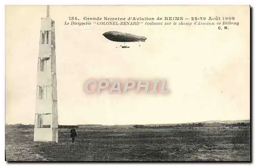 Cartes postales Avion Aviation Zeppelin Dirigeable Colonel Renard evoluant sur le champ d&#39aviation de Betheny