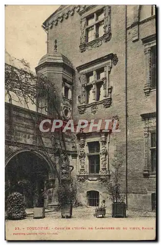 Ansichtskarte AK Toulouse Cour de l&#39hotel de Lasbordes ou du vieux Raisin