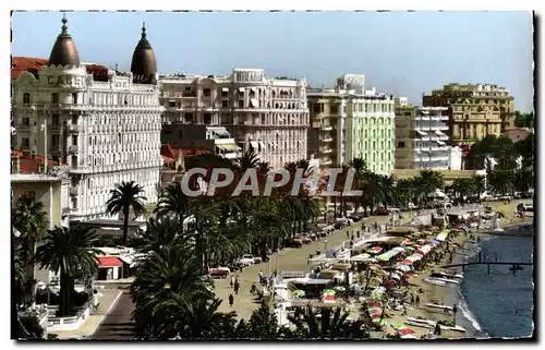 Cartes postales moderne Cote D&#39Azur Cannes La Plage La Croisette et les palaces