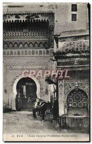 Cartes postales Fez Place Avec La Fontaine Nedjaraine Ane Mule