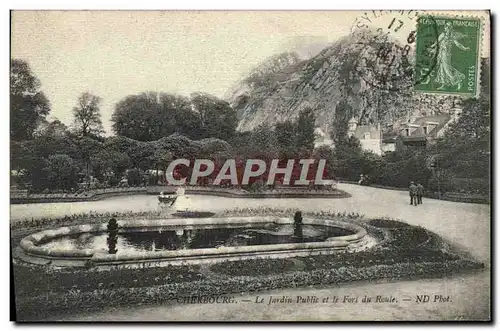 Cartes postales Cherbourg Le jardin public et le fort du Roule
