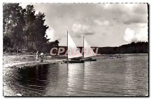 Cartes postales moderne Le Lac Des Settons Catamaran