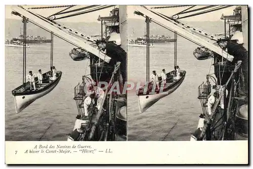 Cartes postales Bateau A bord des navires de guerre A hisser le canot major Hissez