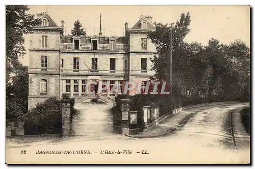Cartes postales Bagnoles de l'Orne L'hotel de ville