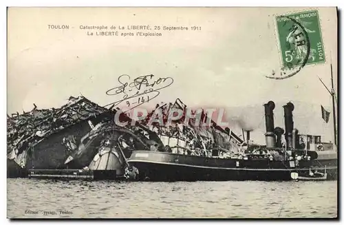 Cartes postales Bateau Catastrophe du cuirasse Liberte La liberte apres l'explosion