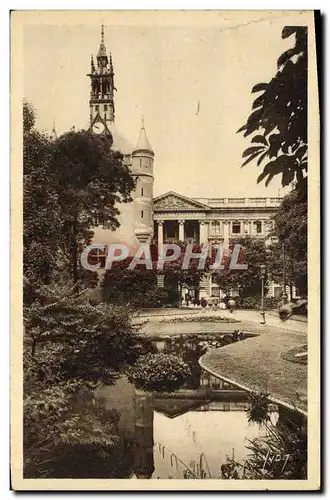 Cartes postales Toulouse Le Donjon Du Capitole Et Le Square