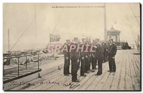 Cartes postales Bateau La batterie d&#39honneur de la jetee de Cronstadt