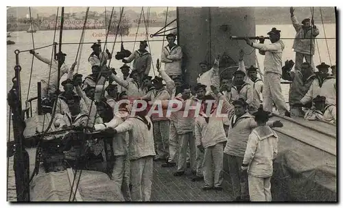 Ansichtskarte AK Bateau de guerre Exercice des signaux