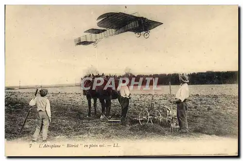 Cartes postales Avion Aviation Aeroplane Bleriot en plein vol Attelage Charrue Cheval