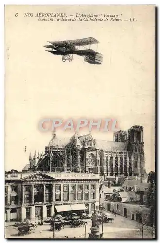 Cartes postales Avion Aviation Aeroplane Farman evoluant au dessus de la cathedrale de Reims