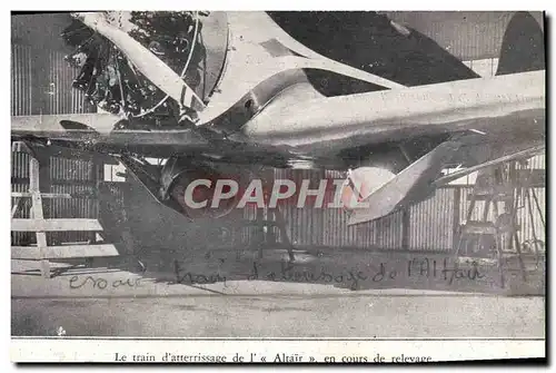 Cartes postales Avion Aviation Train d&#39atterrisage de l&#39Altair en cours de relevage