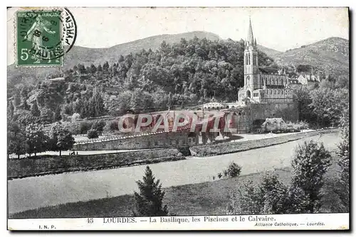 Cartes postales Lourdes La Basilique Les Piscines Et Le Calvaire