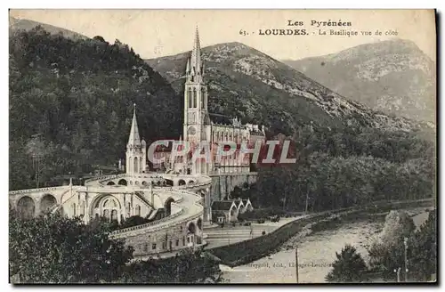 Cartes postales Les Pyrenees Lourdes La Basilique Vue De Cote