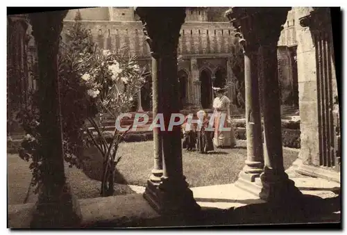 Cartes postales Arles Sur Rhone Cour du Cloitre Saint Trophime