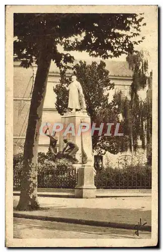 Ansichtskarte AK Le Mans Statue de Leon Bollee