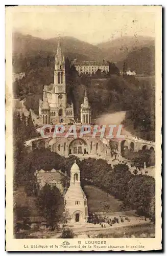 Cartes postales Lourdes La Basilique et le Monument de la Reconnaissance interalliee