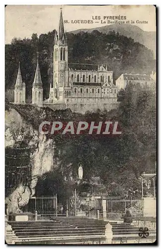 Cartes postales Lourdes La Basilique et la grotte