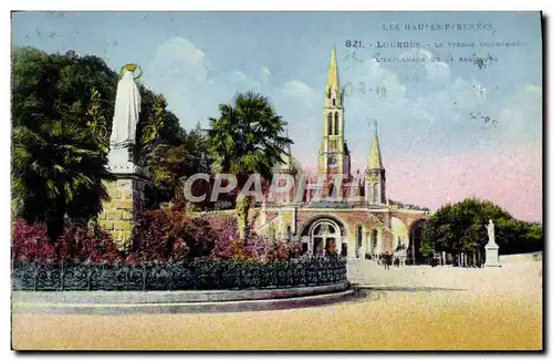 Cartes postales Lourdes La vierge couronnee L&#39esplanade de la basilique