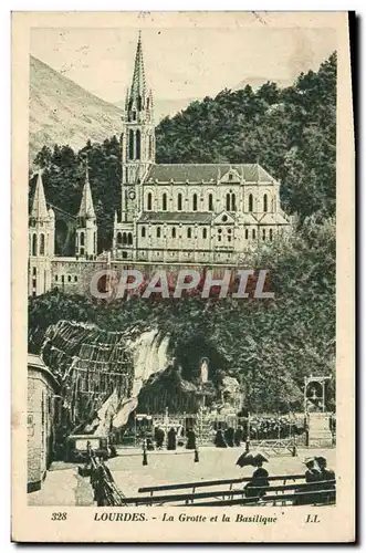 Cartes postales Lourdes La Grotte et la Basilique