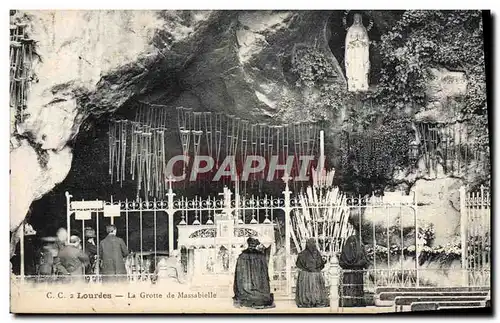 Cartes postales Lourdes La Grotte de Massabielle