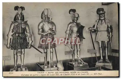 Ansichtskarte AK Paris Hotel Des Invalides Musee L&#39Armee Costumes de guerre Regnes de Louis XII Charles VIII