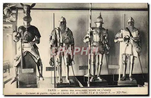 Ansichtskarte AK Paris Hotel Des Invalides Musee De L&#39armee Costumes de guerre Regnes de Charles VII Charles V