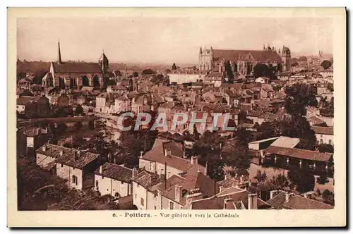 Cartes postales Poitiers Vue Generale Vers la Cathedrale