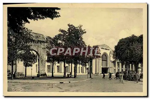 Cartes postales Aix Les Bains Le Nouvel Etablissement Thermal et l&#39arc de Campanus