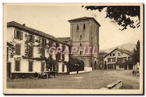 Ansichtskarte AK Le Pays Basque Ascain L&#39eglise et l&#39hotel de la Rhune ou Pierre Loti ecrivit Ramunicho