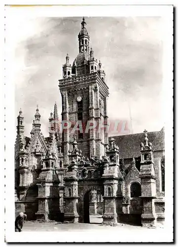 Cartes postales moderne Bretagne Ensemble De I&#39Arc De Triomphe Et De I&#39Eglise