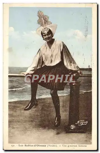 Cartes postales Les Sables d&#39Olonne Une Gracieuse Sablaise Folklore