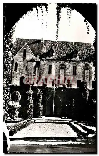 Cartes postales Abbaye de Royaumont Asnieres sur Oise Batiments des refectoires Facade sur le cloitre