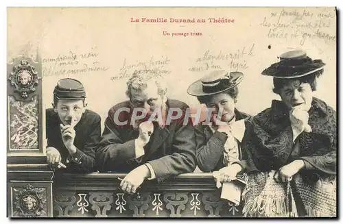 Cartes postales Fantaisie La famille Durand au theatre Un passage triste