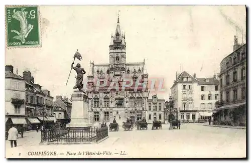 Cartes postales Compiegne Place de L'Hotel de Ville