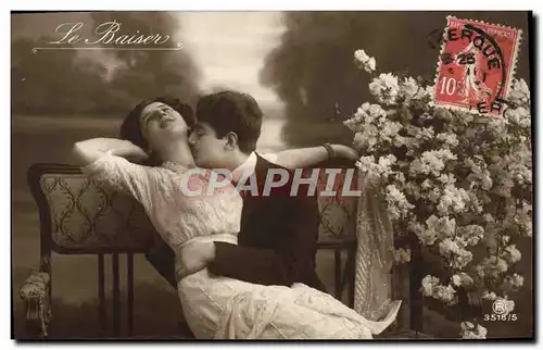 Cartes postales Fantaisie Femme Le baiser