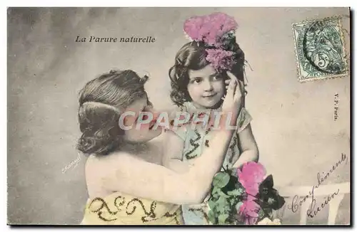 Ansichtskarte AK Fantaisie Femme Enfant La parure naturelle