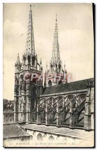 Ansichtskarte AK Bayonne les Fleches de la Cathedrale