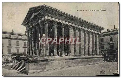 Cartes postales Nimes La Maison Carree