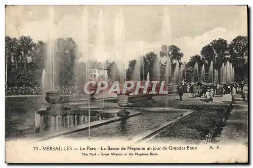 Cartes postales Versailles Le Parc Le Bassin De Neptune Un Jour De Grandes Eaux