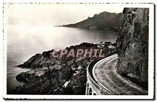 Cartes postales moderne La Corniche D&#39Or Vue Sur Le Cap Roux