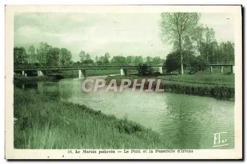Cartes postales Le Marais Poitevin Le Pont et la Passerelle d'Irleau