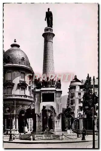 Cartes postales moderne Chambery La Fontaine Des Elephants La statue du general Boigne