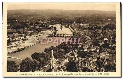 Ansichtskarte AK Auxerre Le pont Paul Bert et la passerelle vus du sommet de la cathedrale