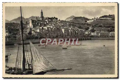 Cartes postales Menton La Vieille Ville Bateau