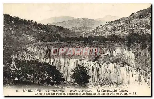 Ansichtskarte AK L&#39Ardeche Pittoresque Route de Jaujeac La Chaussee des Geants Laves d&#39anciens volcans